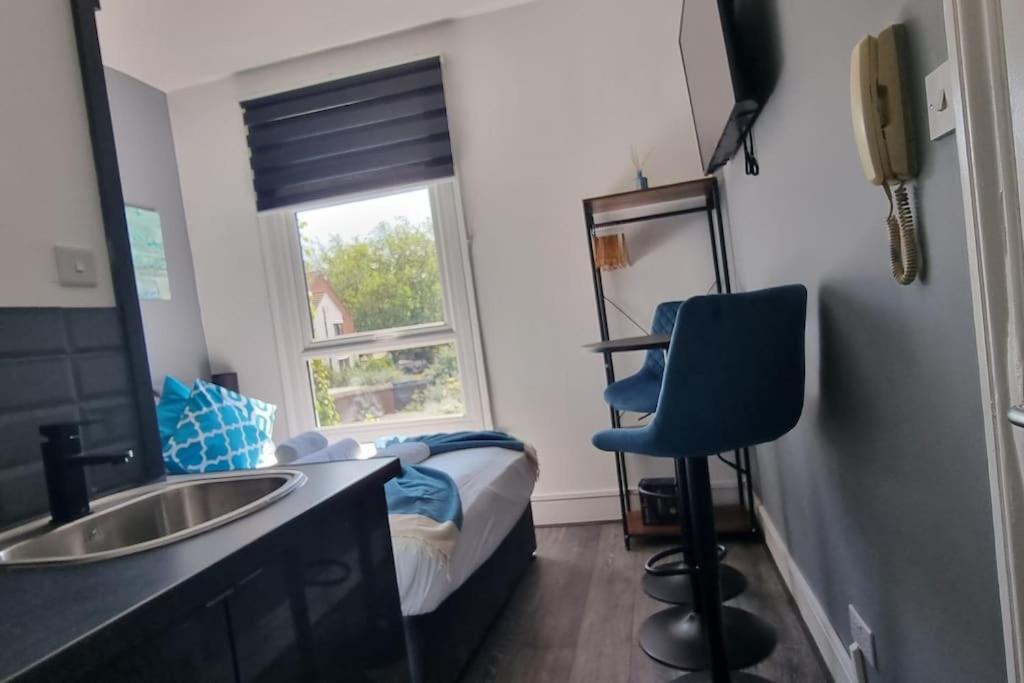 Modern 1Bedroom Studio In London Center Экстерьер фото